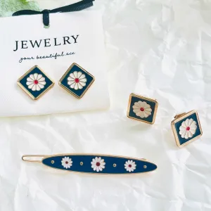 Chic Daisy Square Stud Earrings / Clip-on Earrings