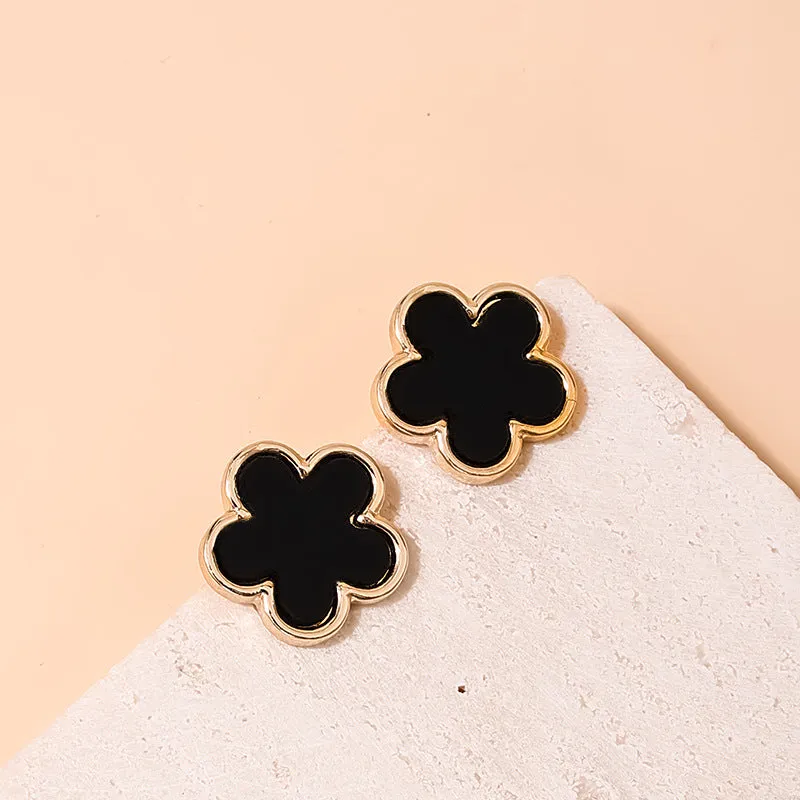 Chic Five Leaf Grass Korean Earrings - Vienna Verve Collection