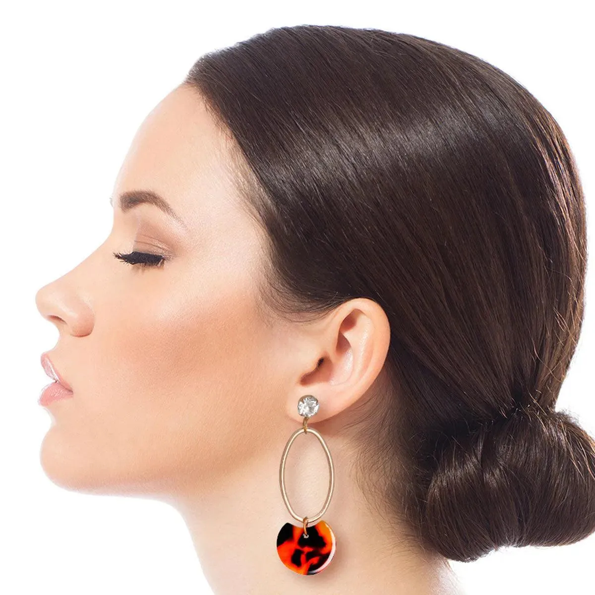 Everyday Chic: Faux Tortoiseshell Open Oval Dangle Earrings