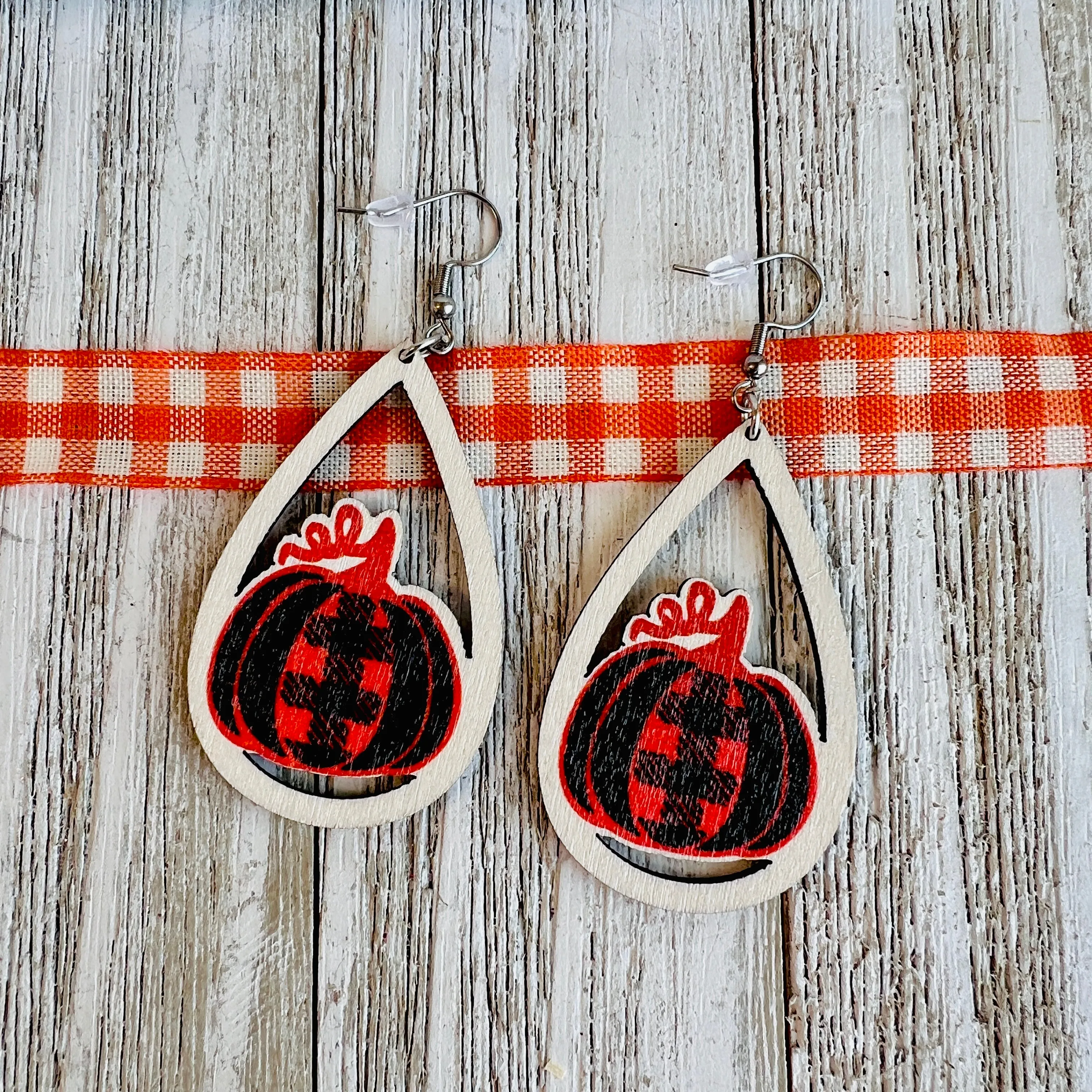 Harvest Chic Plaid Pumpkin Wooden Drop Ear Bling