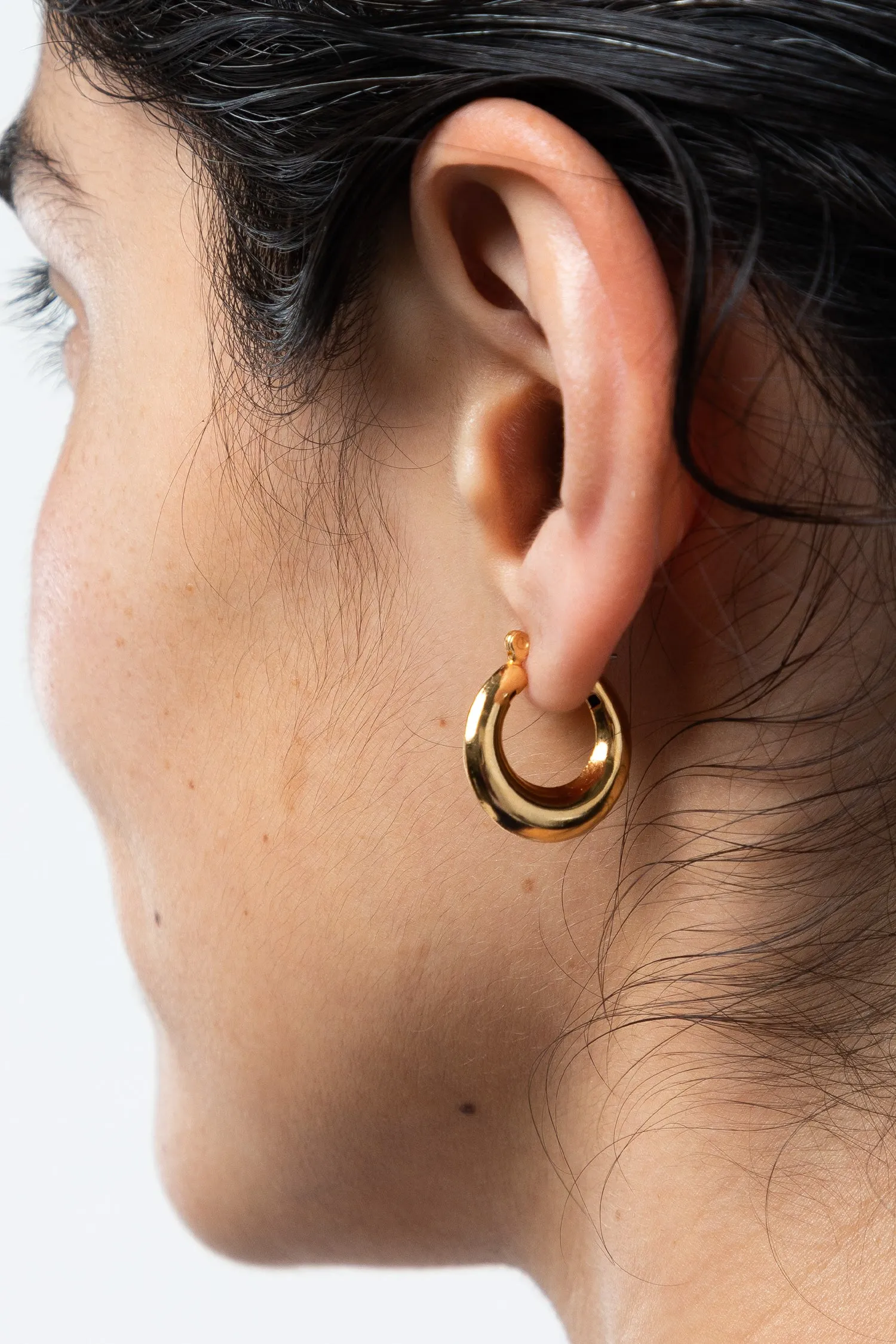 JWLHING - Mini Round Hingeback Earrings