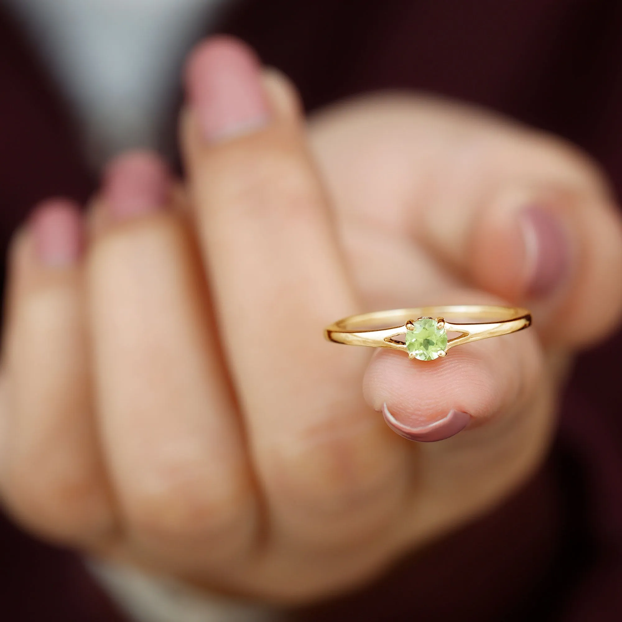 Minimal Peridot Solitaire Promise Ring in Split Shank