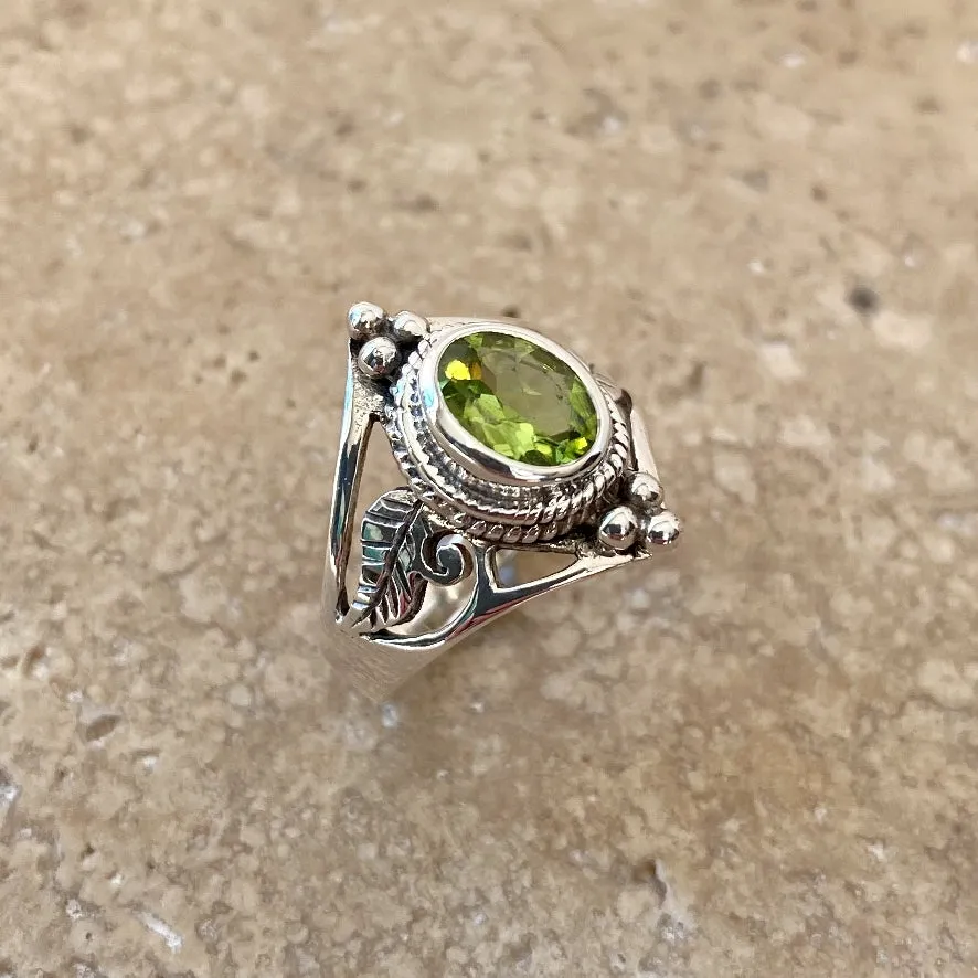 Peridot Engraved Filigree Ring - Amita